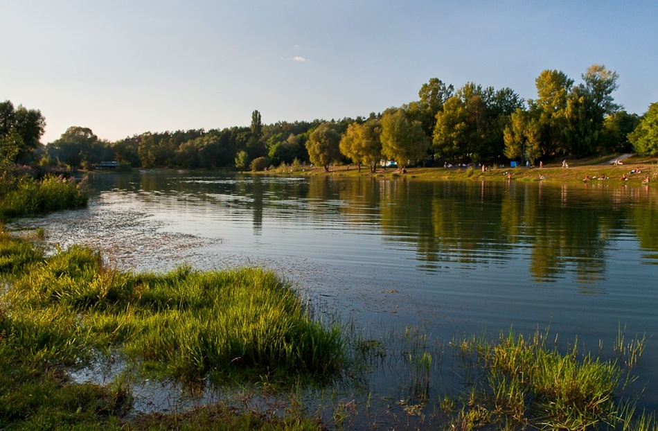 Места для купания и рыбалки в Киеве - Синее озеро